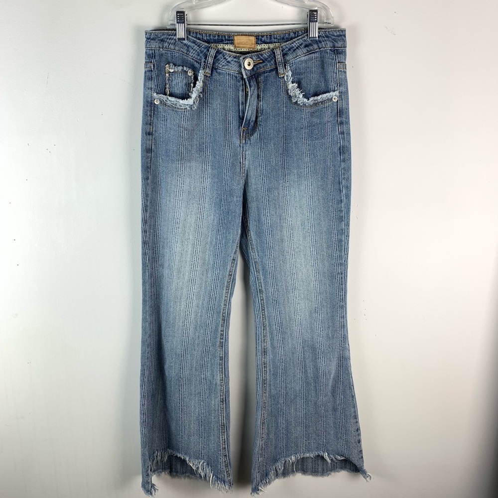 POL Raw Frayed Step Hem Flare Striped Jeans - Picture 4 of 9